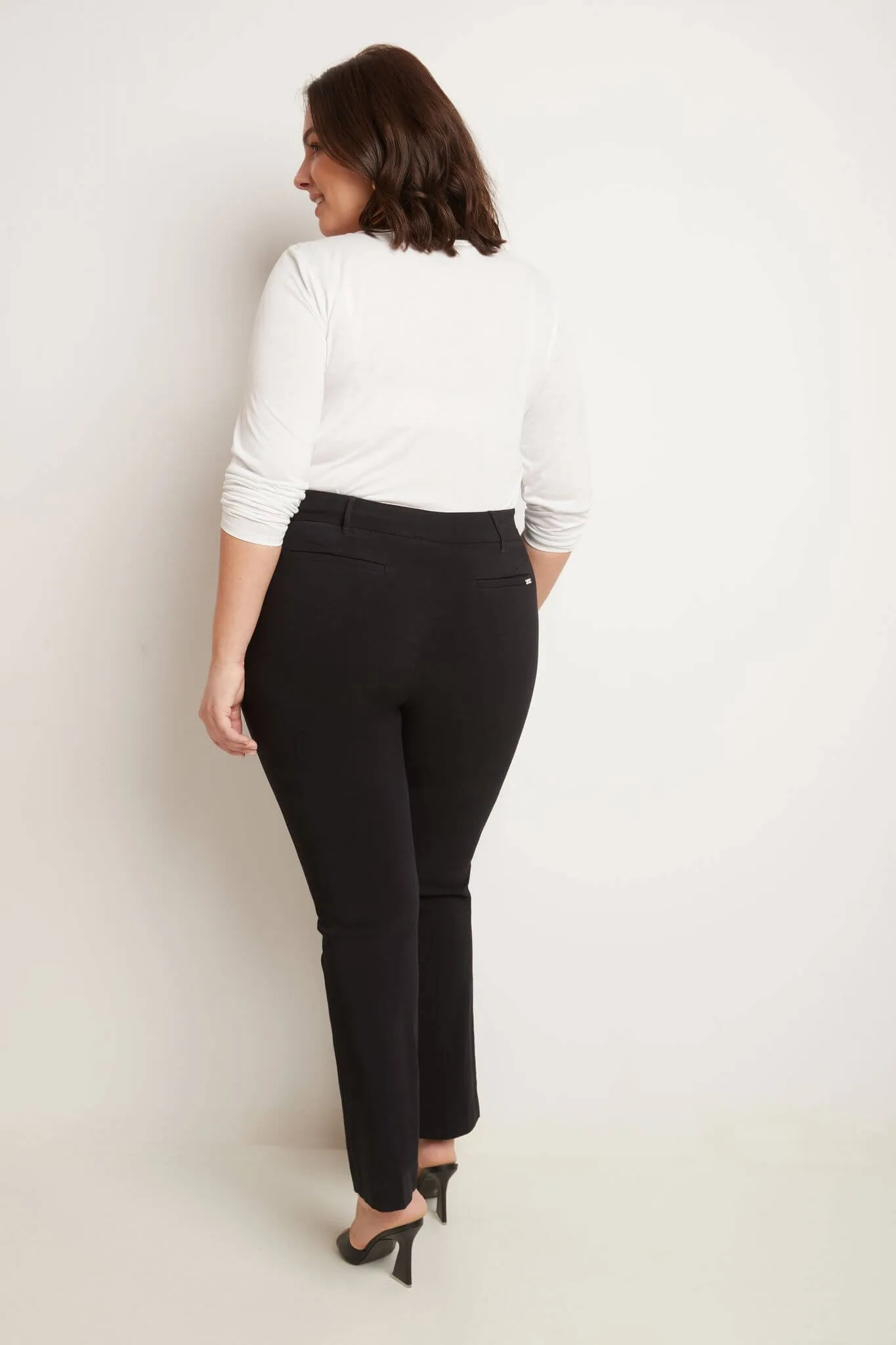 Curvy Pull-on Barely Bootcut Classic Pants