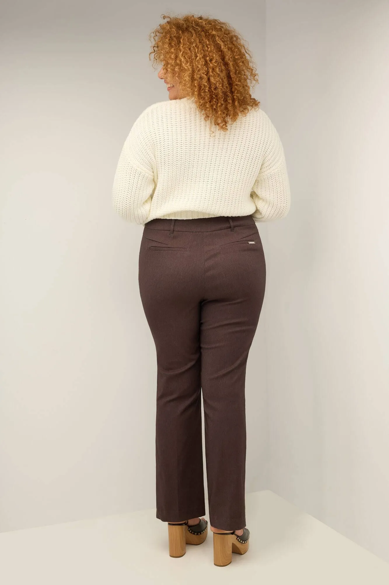 Curvy Pull-on Barely Bootcut Classic Pants