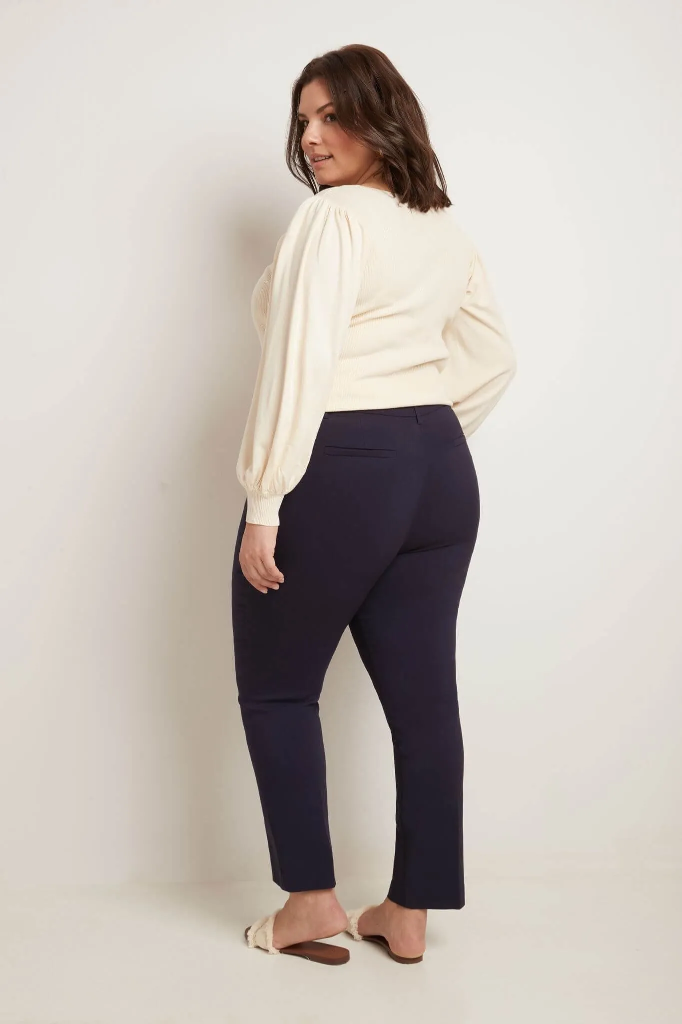 Curvy Pull-on Tummy Control Pants with Real Pockets