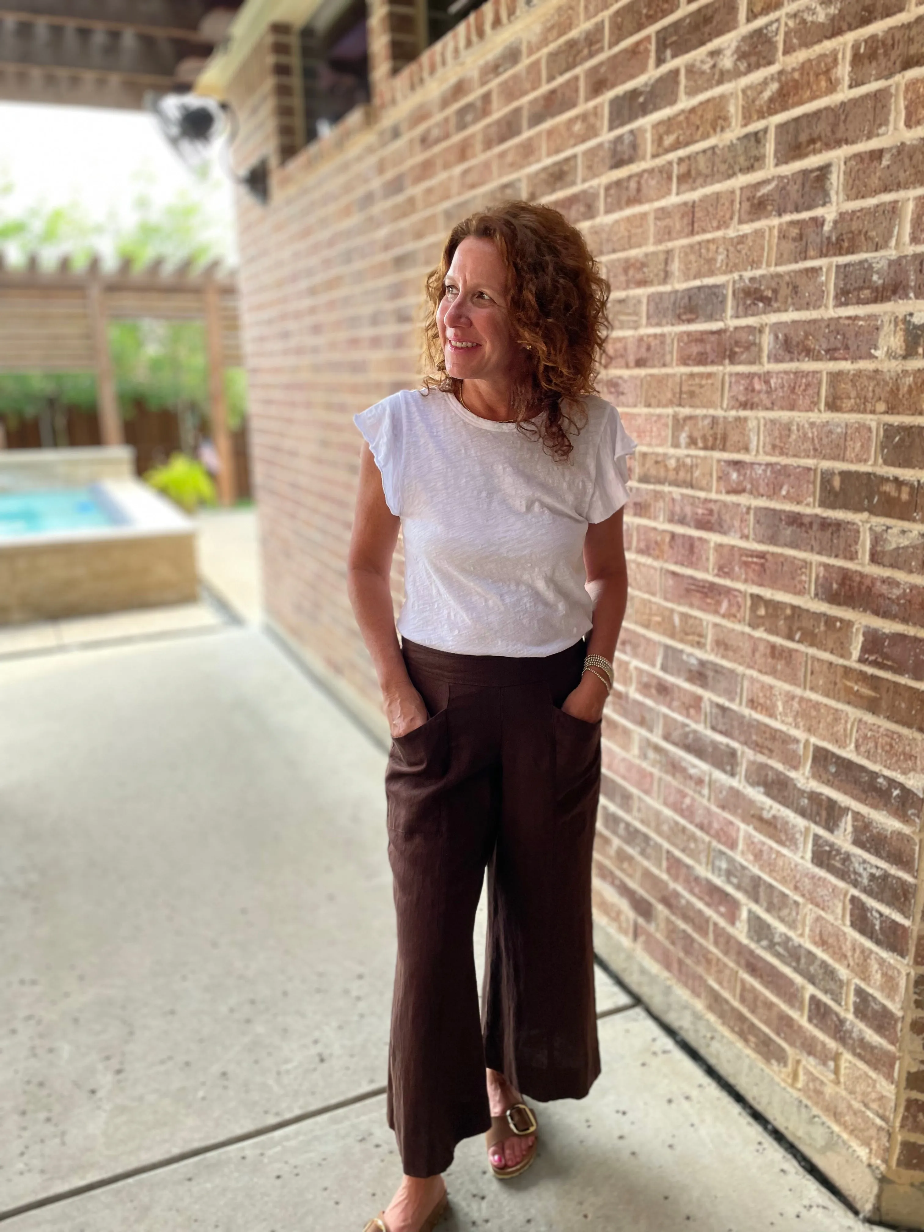 Ivy Jane Linen Crop Pant in Dark Chocolate